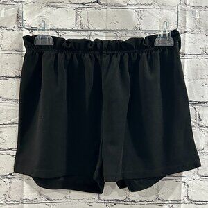 5 for $10 Ladies Love Couture shorts Size M